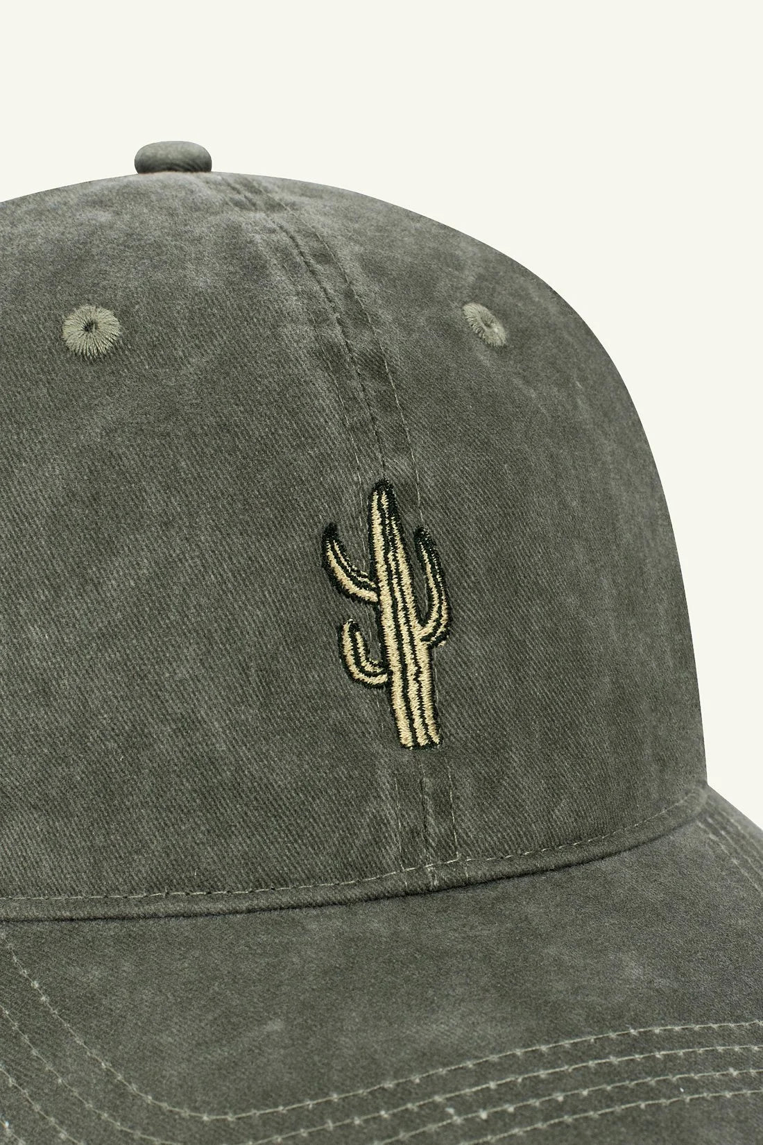 Sustainable embroidered cap by Contrast, Cactus organic cotton Washed Khaki edition