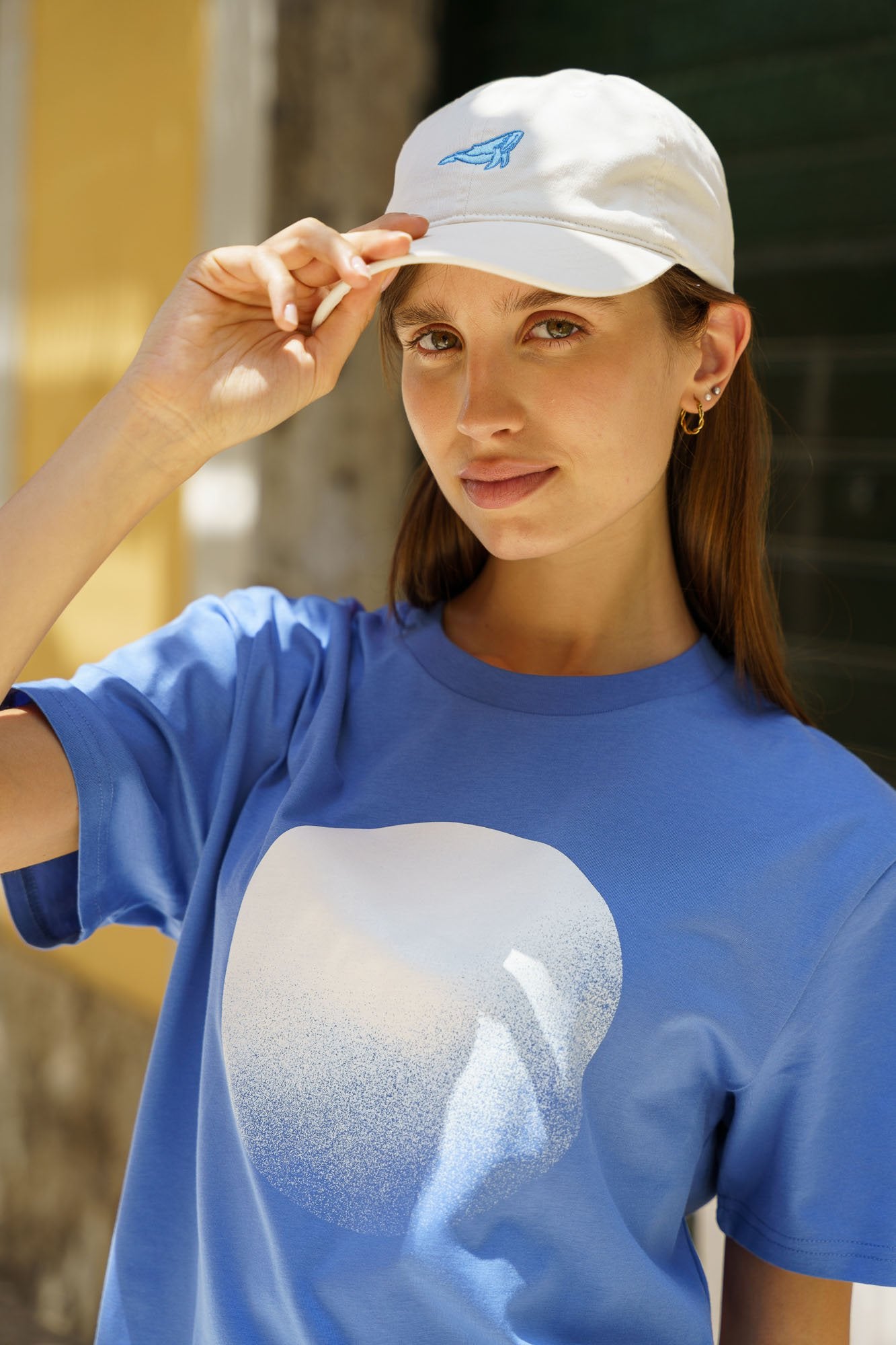 Organic cotton embroidered hat by Contrast, Jumping Whale Washed Ivory edition timeless and minimal