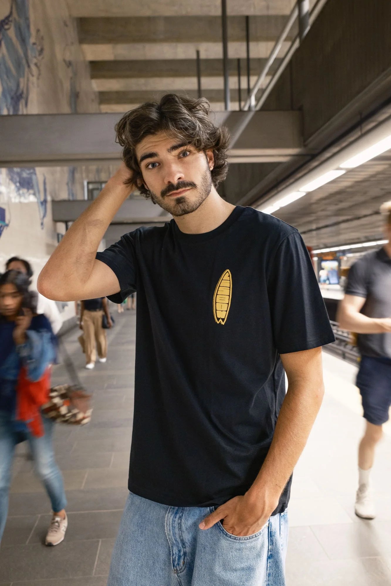 Designer graphic tee Lisbon Surfboard Black by Contrast, organic t-shirt graphic design surf look.